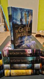 De Grijze Jager Deel 5 Hardcover, Boeken, Ophalen of Verzenden, Zo goed als nieuw, John Flanagan