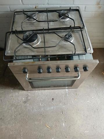 Ikea whirlpool inbouw conventionele oven grill +kookplaat  beschikbaar voor biedingen