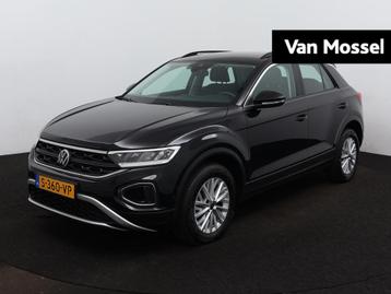 Volkswagen T-Roc 1.5 TSI Life 150 PK | EM | Navigatie | Airc beschikbaar voor biedingen