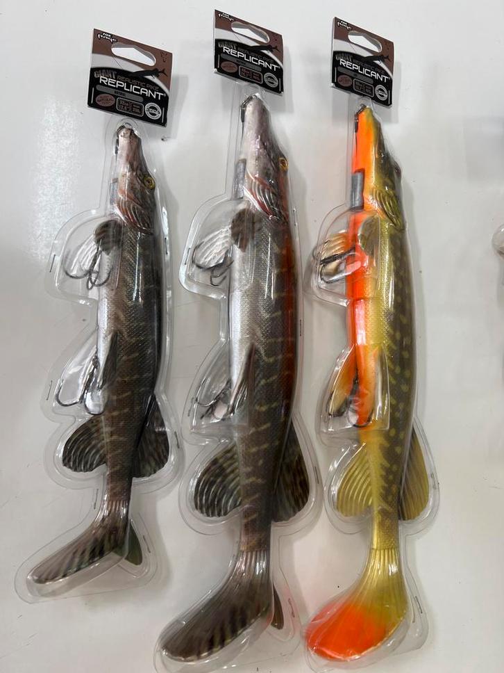Fox Rage Replicant realistic pike, Watersport en Boten, Hengelsport | Roofvissen, Nieuw, Overige typen, Ophalen of Verzenden