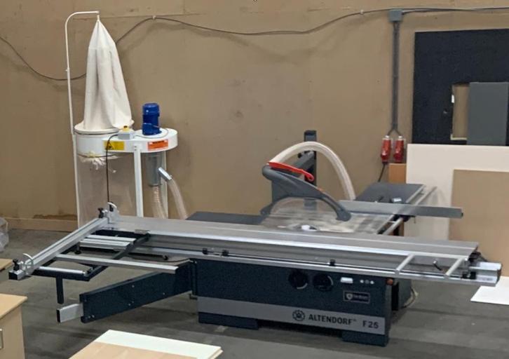 Altendorf F25 Type 4 - Formaatzaag + Afzuiging Bolmar MC1, Zakelijke goederen, Machines en Bouw | Houtbewerking, Ophalen