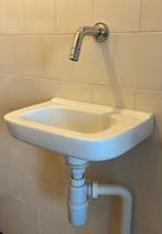 Sfinx fonteintje toilet met Grohe kraan en afvoer., Ophalen, Zo goed als nieuw, Toilet