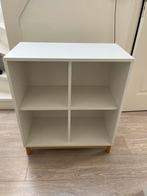 Eket Ikea Witte Kast met Houten Poten, Huis en Inrichting, Ophalen, Met plank(en), 100 tot 150 cm, 50 tot 100 cm