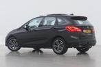 BMW 2-serie Active Tourer 218i High Executive | Panoramadak, Auto's, 730 kg, Lichtsensor, Zwart, Bedrijf