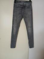 Denham spray grijs skinny jeans W28L32, Ophalen of Verzenden, Zo goed als nieuw, Grijs, W27 (confectie 34) of kleiner