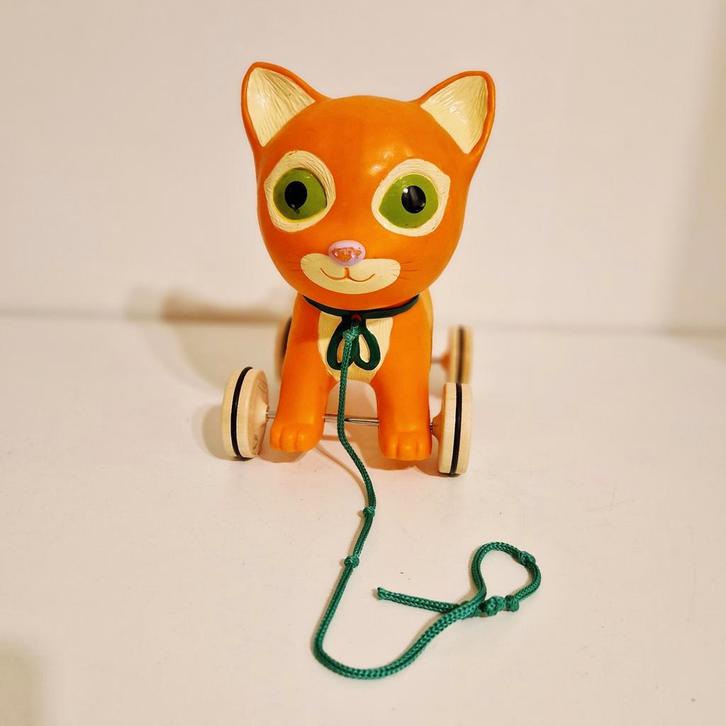 Vintage oranje retro speelgoed poes op wielen, Verzamelen, Retro, Huis en Inrichting, Ophalen of Verzenden