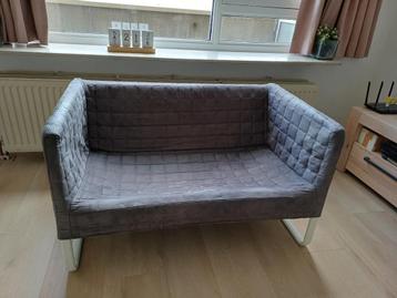 Tweepersoons compacte bank Ikea. Lichtgewicht zitmeubel. beschikbaar voor biedingen