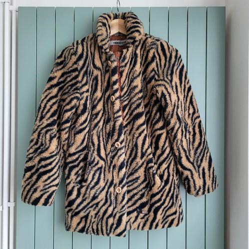 Tijgerprint meisjes winterjas maat 146/152, Kinderen en Baby's, Kinderkleding | Maat 146, Zo goed als nieuw, Meisje, Jas, Ophalen of Verzenden