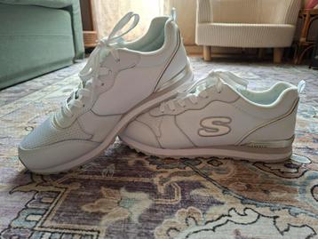 Skechers Retros Og Goldn Gurl Nieuw ! beschikbaar voor biedingen