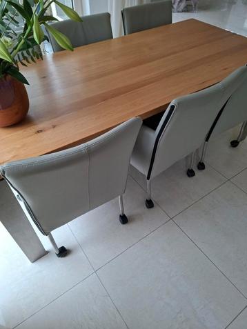 Eikenhouten Eettafel - RVS Onderstel beschikbaar voor biedingen