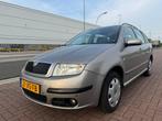 Skoda Fabia Combi 1.4-16V /1e eigenaar/Airco/Cruise/Trekhaak, Voorwielaandrijving, Gebruikt, 4 cilinders, 1070 kg