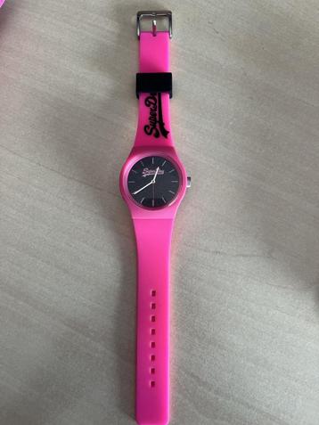 superdry horloge roze beschikbaar voor biedingen