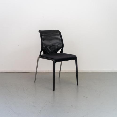 1 Vitra Meda Slim stoel Zwart, Huis en Inrichting, Stoelen, Zo goed als nieuw, Kunststof, Metaal
