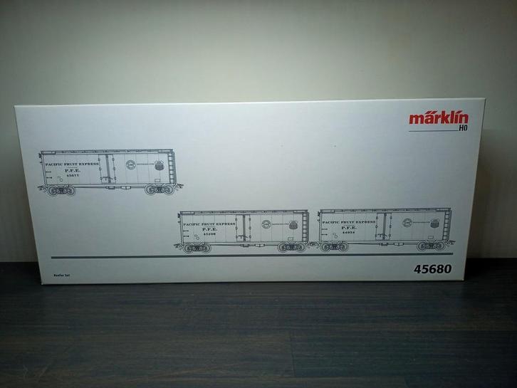 Marklin 45680 - 3 koelwagens( UP/FP/PFE) Mint in box., Hobby en Vrije tijd, Modeltreinen | H0, Nieuw, Wagon, Wisselstroom, Märklin