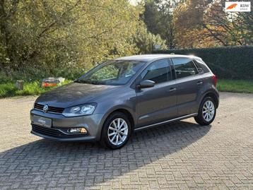 Volkswagen Polo 1.2 TSI Highline NAVI I BLUETOOTH I NIEUWE R beschikbaar voor biedingen