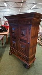 Antieke kussenkast € 250, Antiek en Kunst, Antiek | Meubels | Kasten, Ophalen