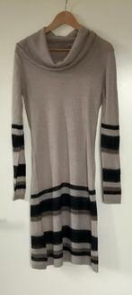 The Barn Winterse jurk ️, Maat 38/40 (M), Verzenden, Zo goed als nieuw, Knielengte