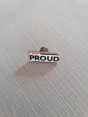 Pin   I am proud beschikbaar voor biedingen