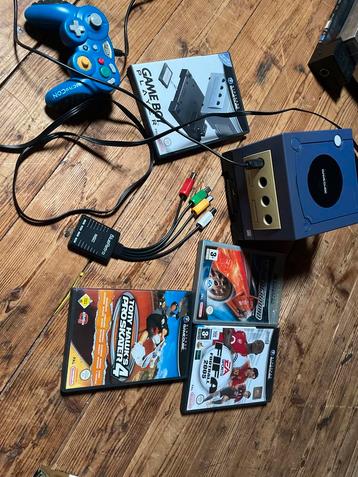 Nintendo Game Cube + addons beschikbaar voor biedingen