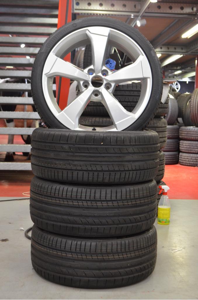 19" Audi RS3 Velgen 5x112 57.1 ET49 + Zomerbanden, Auto-onderdelen, Banden en Velgen, Banden en Velgen, Zomerbanden, 19 inch, 235 mm