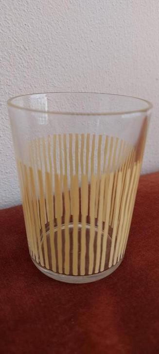 Retro vintage glaasje Frankrijk Reims glas geel beschikbaar voor biedingen