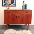 Jaren 50 Deens teakhouten kastje vintage mid century design, Huis en Inrichting, Kasten | Ladekasten, Gebruikt, -, -, Ophalen of Verzenden