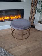 Grijze fluwelen poef met chroom onderstel, Huis en Inrichting, Banken | Voetenbanken en Poefen, Ophalen, Rond, Minder dan 50 cm