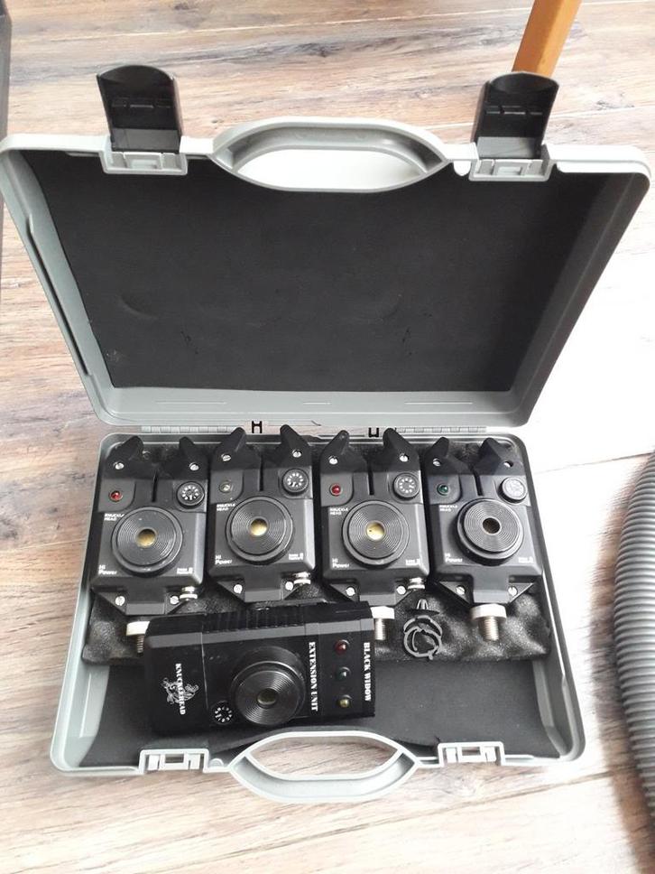 Boss Hamers Beetmelders Knuckleheads 4x met soundbox, Watersport en Boten, Hengelsport | Karpervissen, Zo goed als nieuw, Complete set