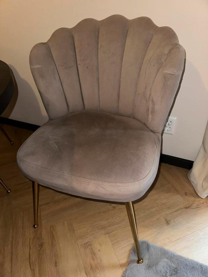 Taupe Schelpen Stoelen - Goed Onderhouden, Huis en Inrichting, Stoelen, Zo goed als nieuw, Vier, Stof, Grijs, Ophalen of Verzenden