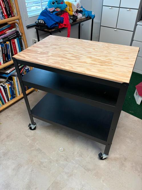 IKEA Bror tafel, Huis en Inrichting, Tafels | Salontafels, Zo goed als nieuw, 50 tot 75 cm, 50 tot 100 cm, Rechthoekig, Metaal