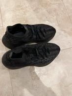Adidas Yeezy 38,5 - in goede staat!, Adidas, Ophalen of Verzenden, Gedragen, Zwart