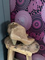 Leuke lederen enkel cowboyslaarsjes maat 37, Kleding | Dames, Schoenen, Bruin, Lage of Enkellaarzen, Ophalen of Verzenden, Zo goed als nieuw