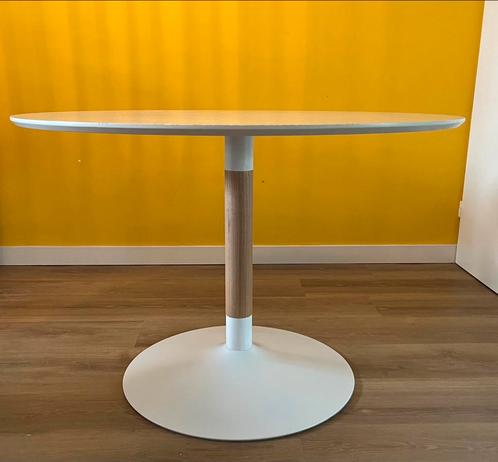 Witte ronde eettafel 110cm, Huis en Inrichting, Tafels | Eettafels, Zo goed als nieuw, 100 tot 150 cm, Rond, Metaal, Ophalen