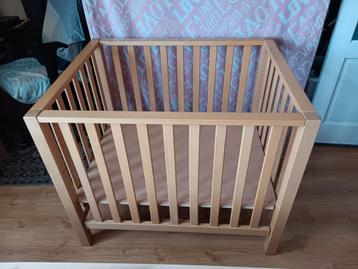 Te koop box zo goed als nieuw beschikbaar voor biedingen