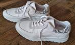 Sneakers mt 39, Wit, Nieuw, Ophalen of Verzenden, Sneakers of Gympen