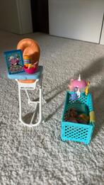 Barbie baby met bedje en stoel, Kinderen en Baby's, Speelgoed | Poppenhuizen, Ophalen of Verzenden, Zo goed als nieuw, Toebehoren