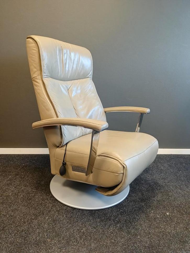 Sta op relax fauteuil Prominent Stockholm Extra luxe accu, Huis en Inrichting, Fauteuils, Zo goed als nieuw, 50 tot 75 cm, Minder dan 75 cm