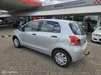 Toyota Yaris 1.0 VVTi Acces, Voorwielaandrijving, Gebruikt, 750 kg, Bedrijf