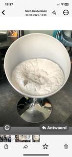 Retro katten stoel op stalen voet met  nieuw kussen, Ophalen, Zo goed als nieuw