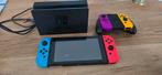 Nintendo Switch met dock en controllers, Spelcomputers en Games, Spelcomputers | Nintendo Switch, Ophalen of Verzenden, Gebruikt