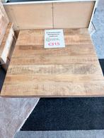 Mangohoute tafel, Ophalen