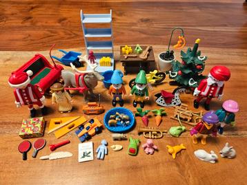 Playmobil kerst set, kinderen met slee, kerstboom, kerstman beschikbaar voor biedingen