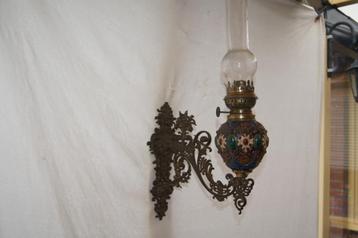 Wandpetroleum  Lamp beschikbaar voor biedingen