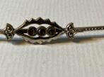 Vintage langwerpige broche, 3 donkere steentjes, Ophalen, Overige materialen, Broche