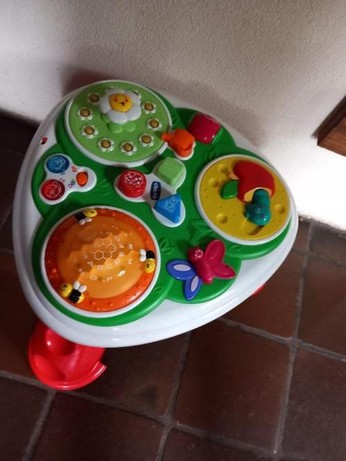 speeltafel chicco - met licht en geluid, Kinderen en Baby's, Speelgoed | Babyspeelgoed, Zo goed als nieuw, Overige typen, Met licht