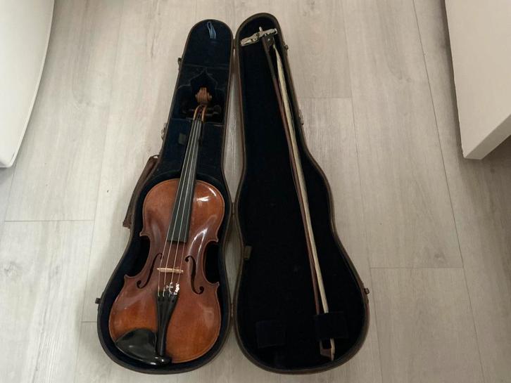 Oude Viool in mooie houten kist Jacobus Stainer., Muziek en Instrumenten, Strijkinstrumenten | Violen en Altviolen, Gebruikt, 4/4-viool
