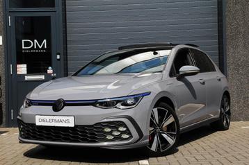 Volkswagen Golf 1.4 eHybrid GTE | Pano | IQ | verstralers  beschikbaar voor biedingen