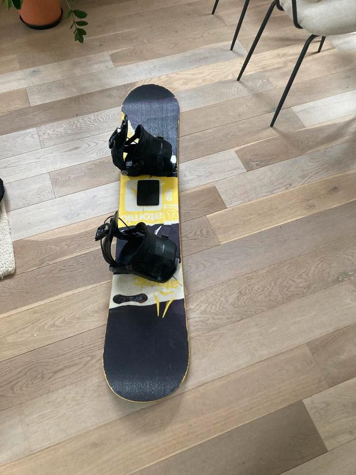 Snowboard met flow bindingen, Sport en Fitness, Snowboarden, Gebruikt, Board, Ophalen of Verzenden