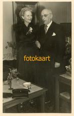 E87 ouder stel in 1953, Verzamelen, Foto's en Prenten, Nieuw, 1940 tot 1960, Foto, Buitenland
