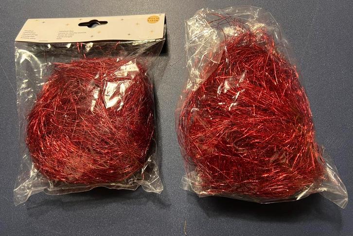 Nieuw kerst rood engelenhaar versiering lametta slierten, Diversen, Kerst, Nieuw, Ophalen of Verzenden